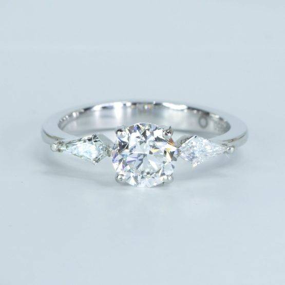 1ct GIA Round Diamond Ring with side Kite Diamonds - 1982635