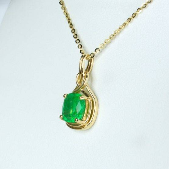 2.3ct Twits Design Emerald Pendant Necklace in 18K Gold - 1982638