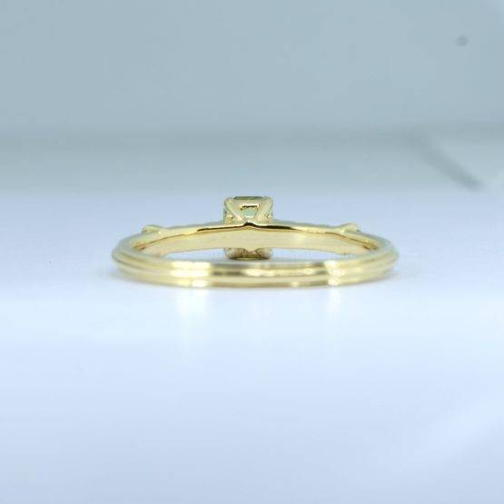 Petite Alexandrite Ring in 18K Gold - 1982665-3