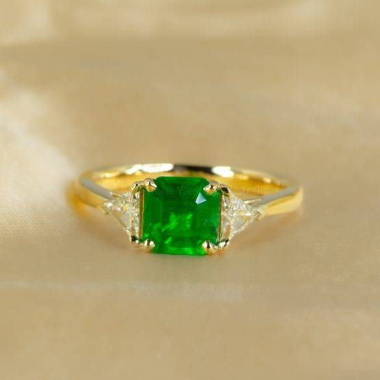 Emerald Cut Emerald Ring | Colombian Emerald and Trillion Cut Diamonds Ring - 1982683-3