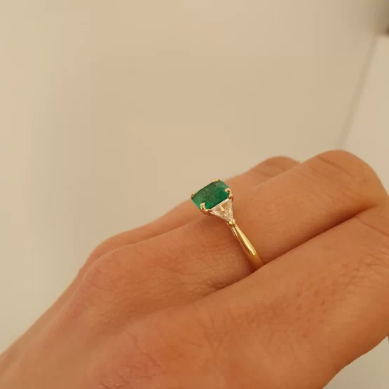 Emerald Cut Emerald Ring | Colombian Emerald and Trillion Cut Diamonds Ring - 1982683-7