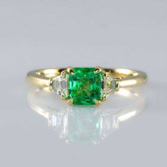 Trapezoid Diamonds and Emerald Ring | Colombian Emerald Three Stone Ring