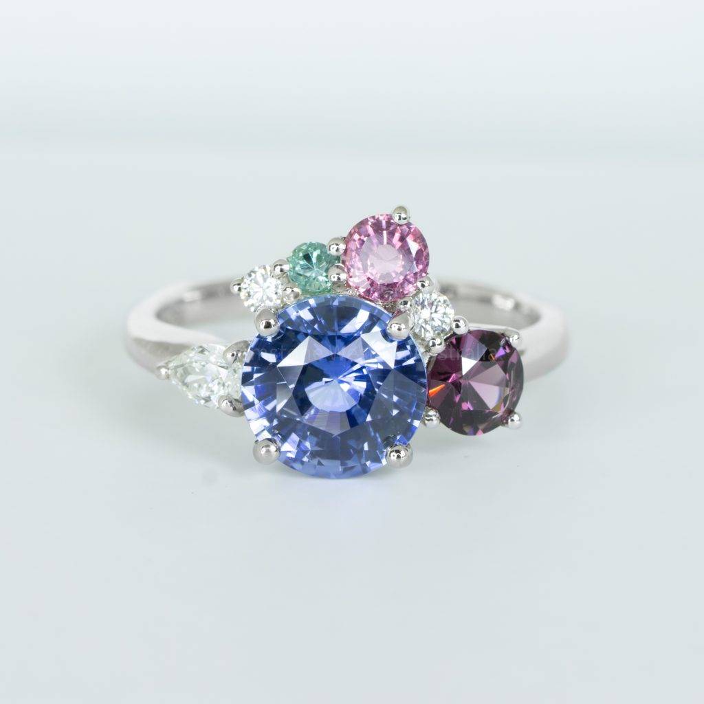 Cluster Asymmetrical Ring collection