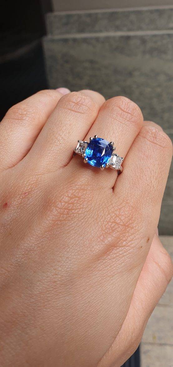 5.14ct Natural Unheated Sapphire Statement Ring - 1982750