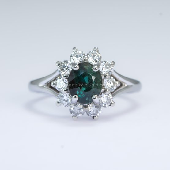 Platinum Ring with 1.98ct Oval Alexandrite & Diamond Halo - VVS Clarity - 1982777