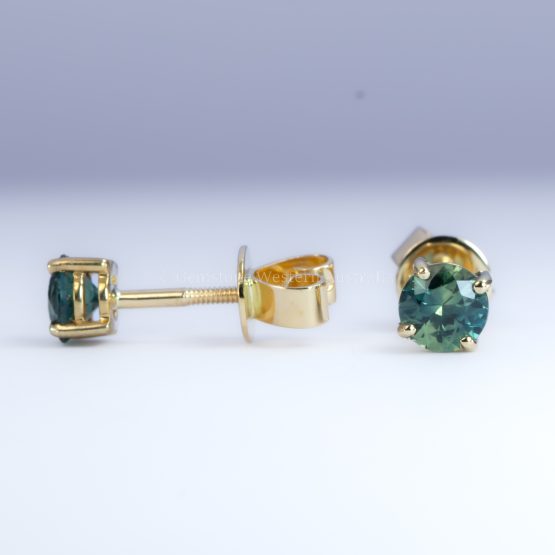 front and side view of Australian Sapphire Stud Earrings in 18K Yellow Gold – 0.79ct Round Cut