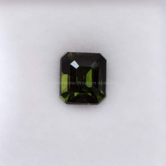 1.72 CT NATURAL UNHEATED GREEN SAPPHIRE - OCTAGONAL CUT