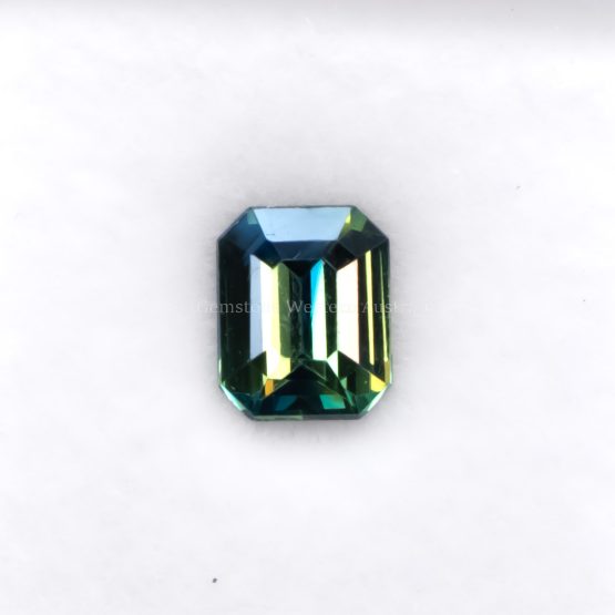 FRONT VIEW OF 1.07 CT NATURAL UNHEATED TEAL SAPPHIRE - OCTAGONAL CUT