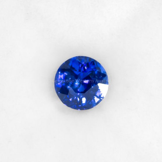 round cut sapphire