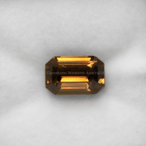 WARM LIGHT FRONT VIEW OF 4.01 CT NATURAL UNHEATED YELLOWISH GREEN SAPPHIRE - RADIANT CUT