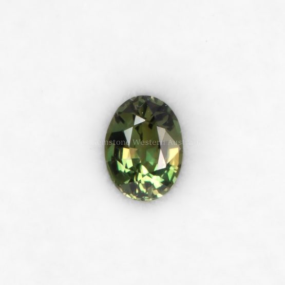 FRONT VIEW OF 0.63 CT NATURAL ALEXANDRITE - OVAL CUT WHITE LIGHT