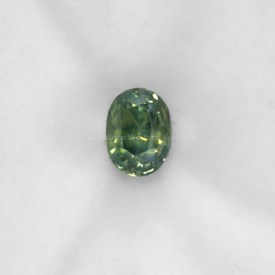 FRONT VIEW OF 1.20 CT NATURAL ALEXANDRITE - OVAL CUT WHITE LIGHT