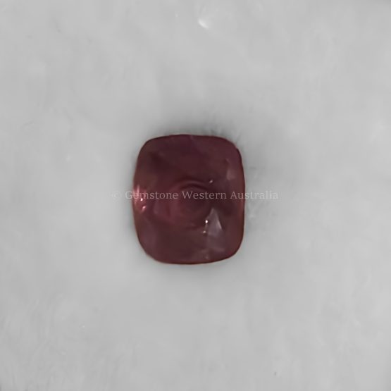 FRONT VIEW OF 1.04 CT NATURAL ALEXANDRITE - RECTANGULAR CUSHION CUT WARM LIGHT