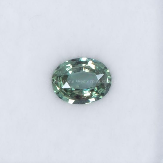 FRONT VIEW OF 1.02 CT NATURAL ALEXANDRITE - OVAL CUT