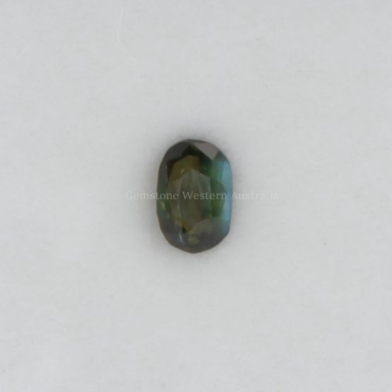 FRONT VIEW OF 0.45CT NATURAL ALEXANDRITE - OVAL CUT