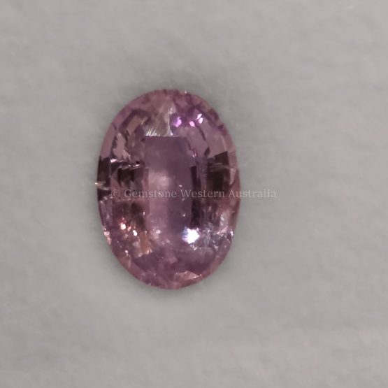 FRONT VIEW OF 1.65CT NATURAL ALEXANDRITE - OVAL CUT