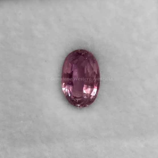 FRONT VIEW OF 1.04CT NATURAL ALEXANDRITE - OVAL CUT