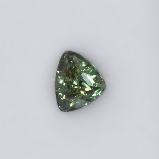 FRONT VIEW OF 1.05 CT NATURAL ALEXANDRITE - CUSHION TRIANGULAR CUT