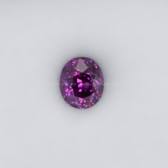 FRONT VIEW OF 1.02 CT NATURAL UNHEATED PINK SAPPHIRE - OVAL CUT