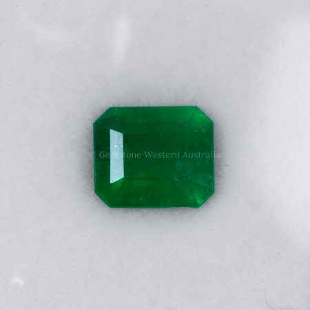 FRONT VIEW OF 1.22 CT NATURAL COLOMBIAN EMERALD - EMERALD CUT
