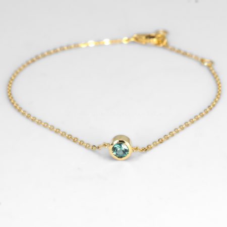 front view of Australian Teal Sapphire Bracelet in 18K Yellow Gold - 1982840