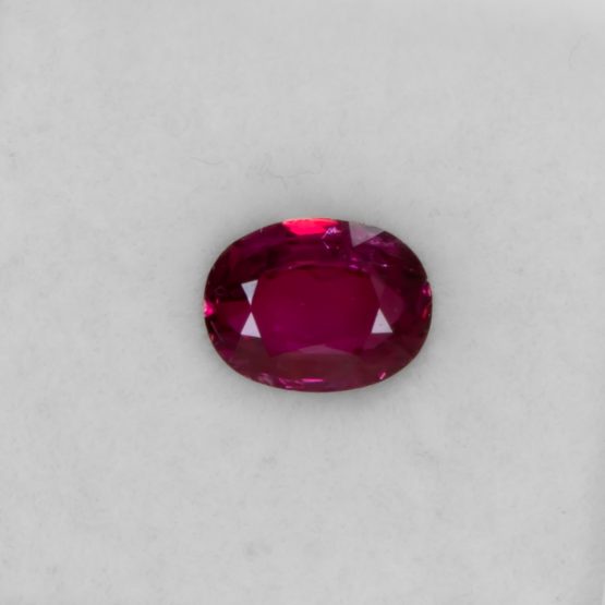 FRONT VIEW OF 1.04 CT NATURAL UNHEATED RUBY - OVAL CUT