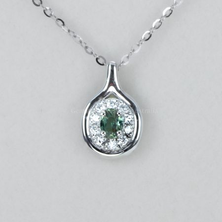 front view of Alexandrite and diamond pendant - 1982868